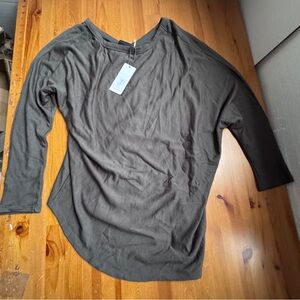 Heather reversible asymmetrical tric split blouse size small NWT dark olive